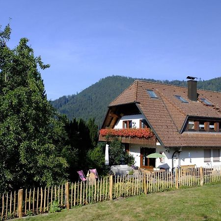 Schwarzwild - Ferienwohnung Und Ferienzimmer Baiersbronn Bagian luar foto