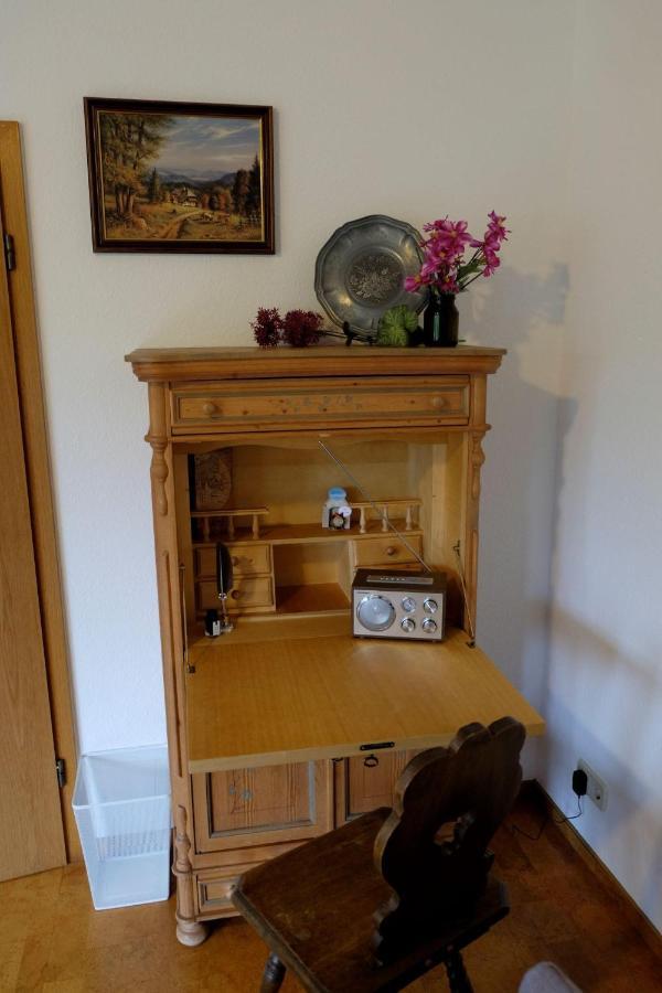 Schwarzwild - Ferienwohnung Und Ferienzimmer Baiersbronn Bagian luar foto