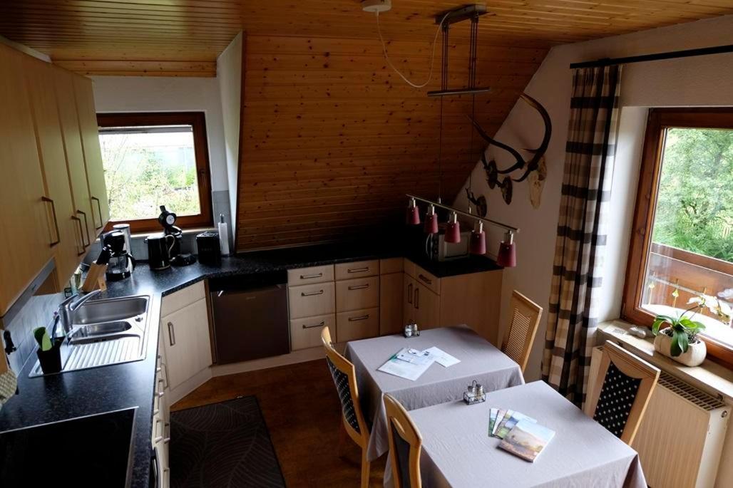 Schwarzwild - Ferienwohnung Und Ferienzimmer Baiersbronn Bagian luar foto